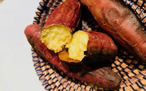 甘くてホックホク！お家でお手軽＆簡単に本格焼きいもを楽しもう♪