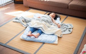夏の寝具はサラふわひんやり♪子ども用布団にぴったりサイズの敷きパッドできました!