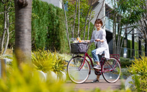 パンク修理も自分でできる?? 自転車のメンテナンスなら、関連アイテムが豊富なコーナンへ♪