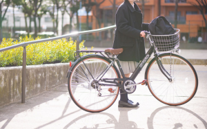 自転車ユーザーならしっかり揃えましょう！冬の防寒・寒さ対策グッズ！